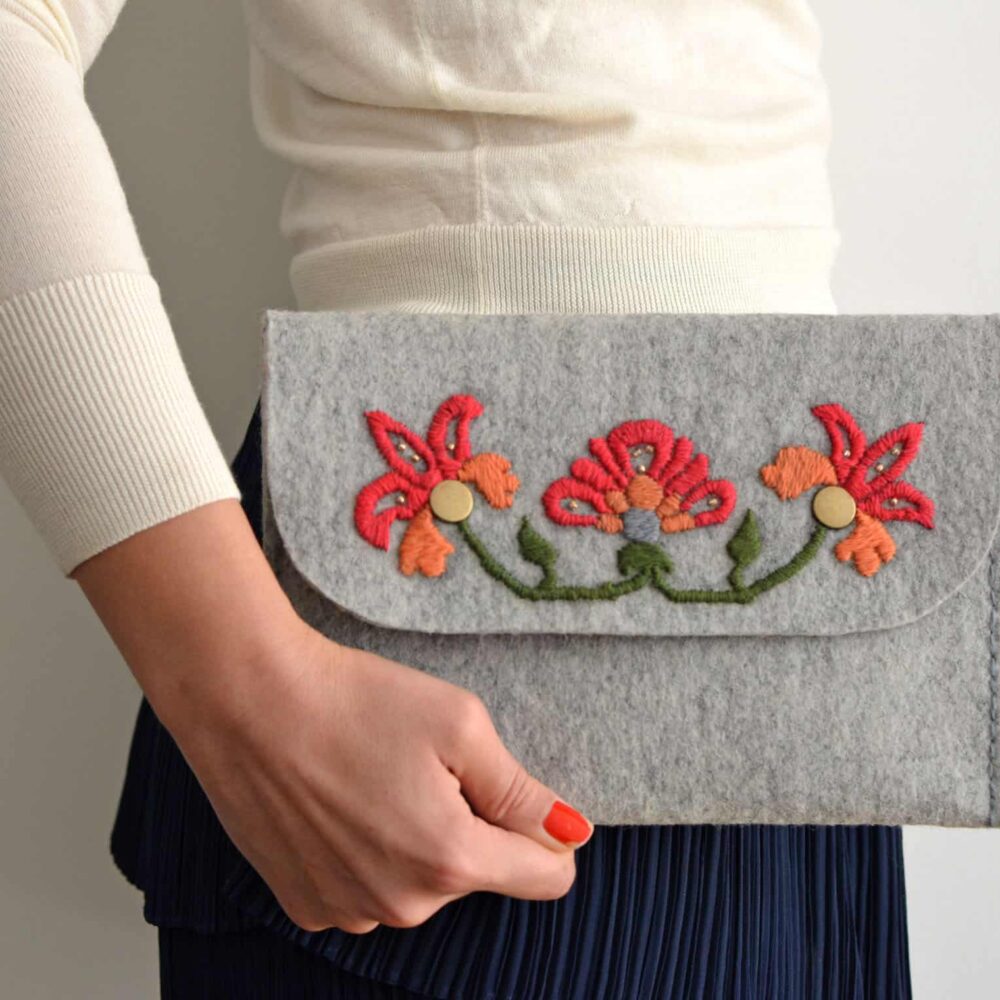 Embroidery Wool Felt Clutch Bag