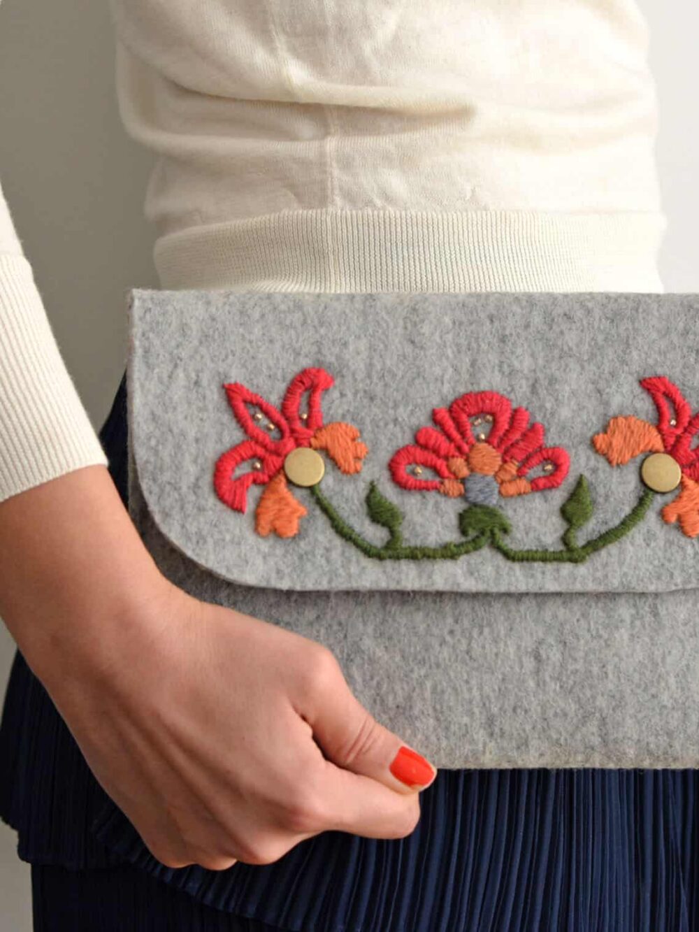 Embroidery Wool Felt Clutch Bag