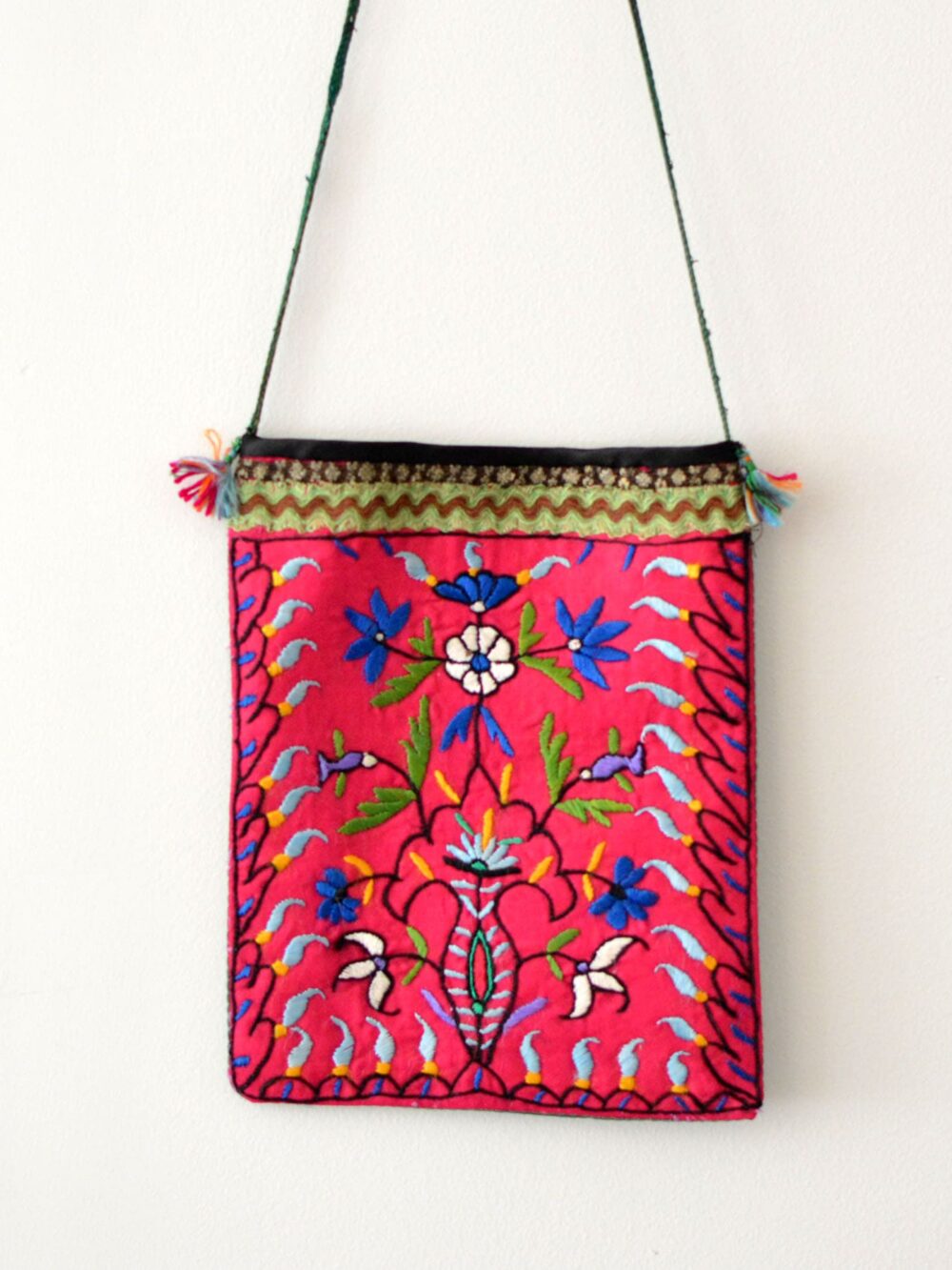 Early 1960s Vintage Hand-Embroidered Bag