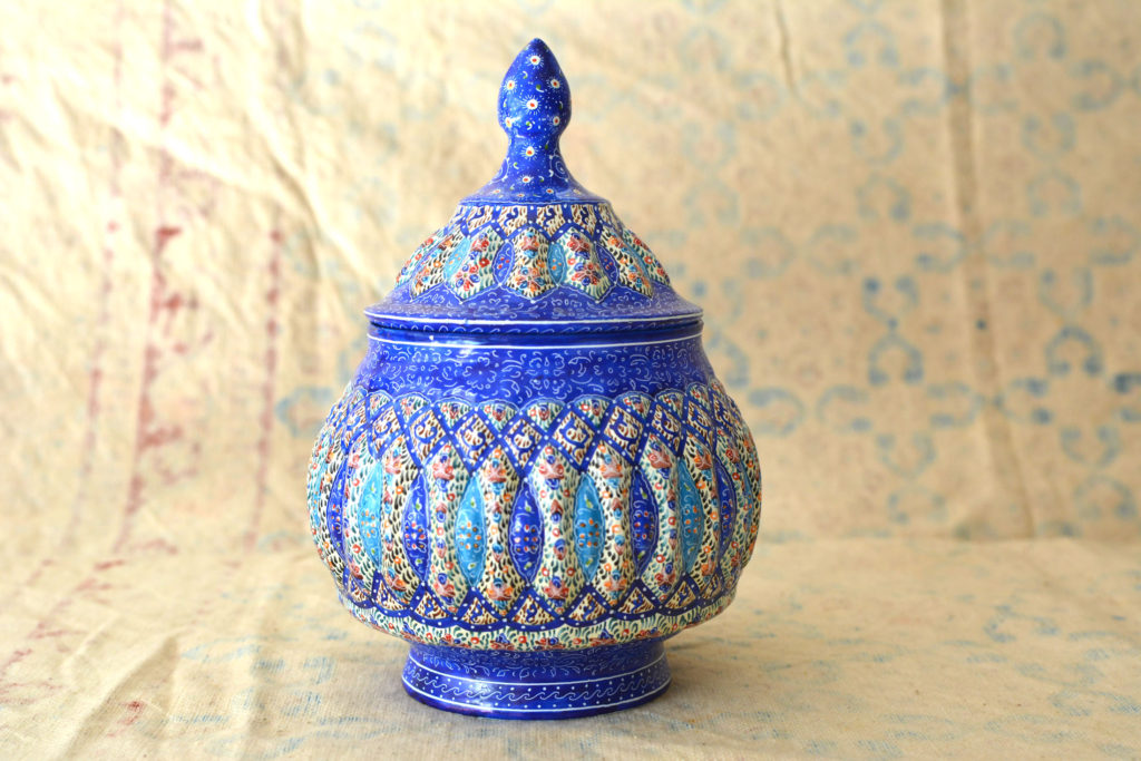 Hand-painted enamelled urn (MinaKari)