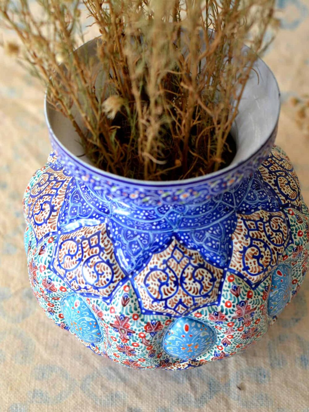 Hand-painted enamelled vase (MinaKari)