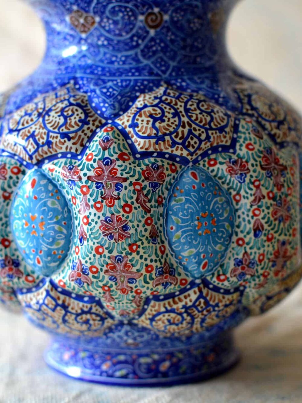 Hand-painted enamelled vase (MinaKari)