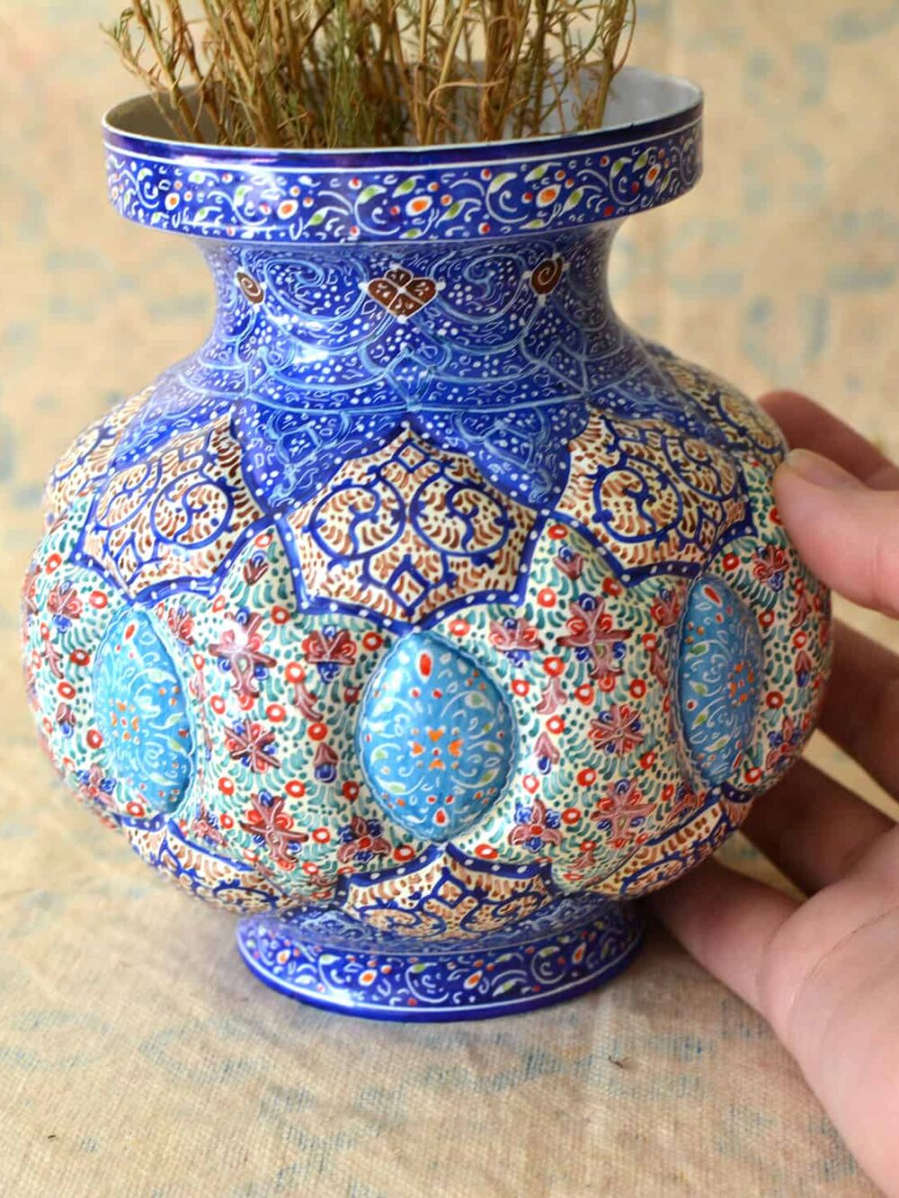 Hand-painted enamelled vase (MinaKari)