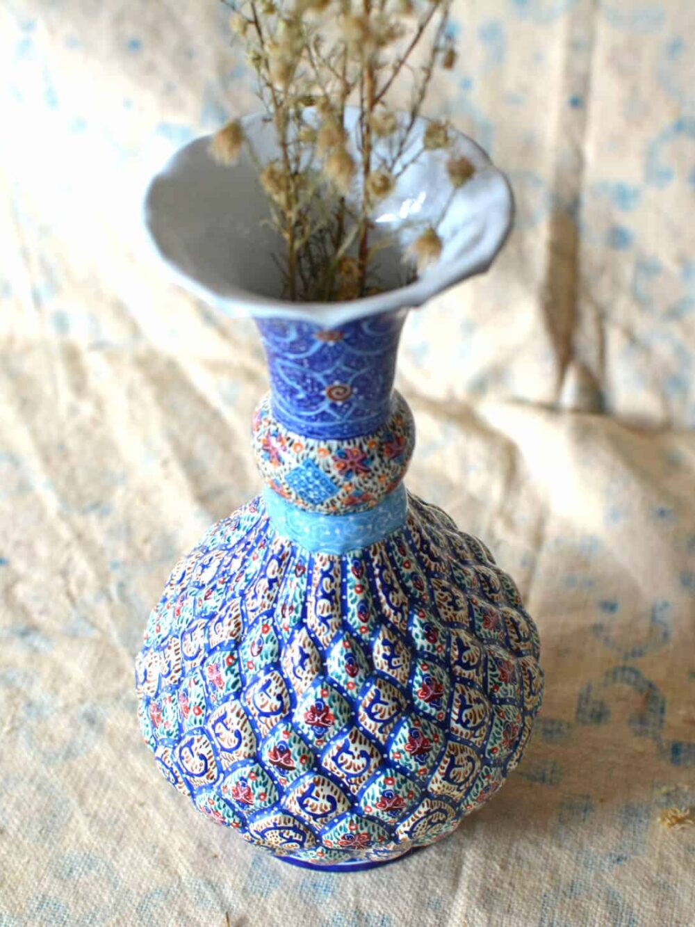Hand-painted enamelled vase (MinaKari)