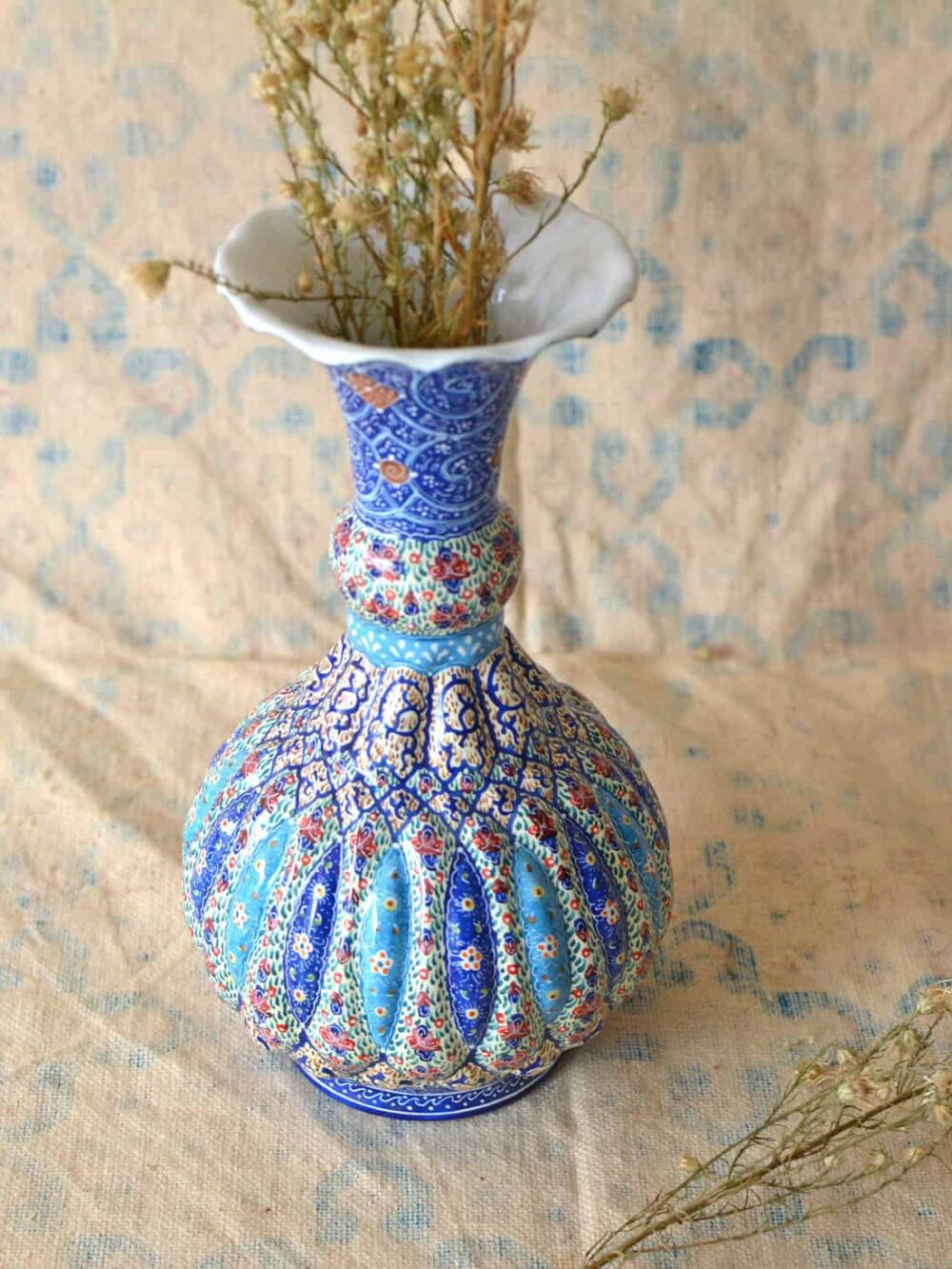 Hand-painted enamelled vase (MinaKari)