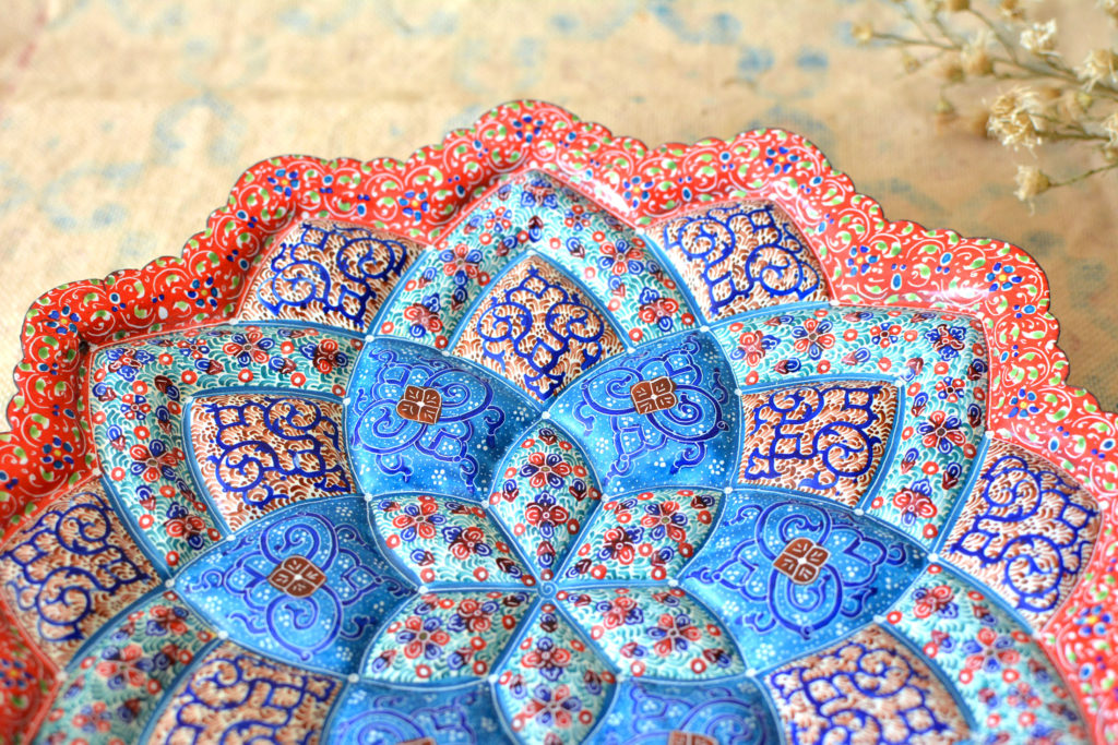 Hand-Painted enamelled red-blue plate