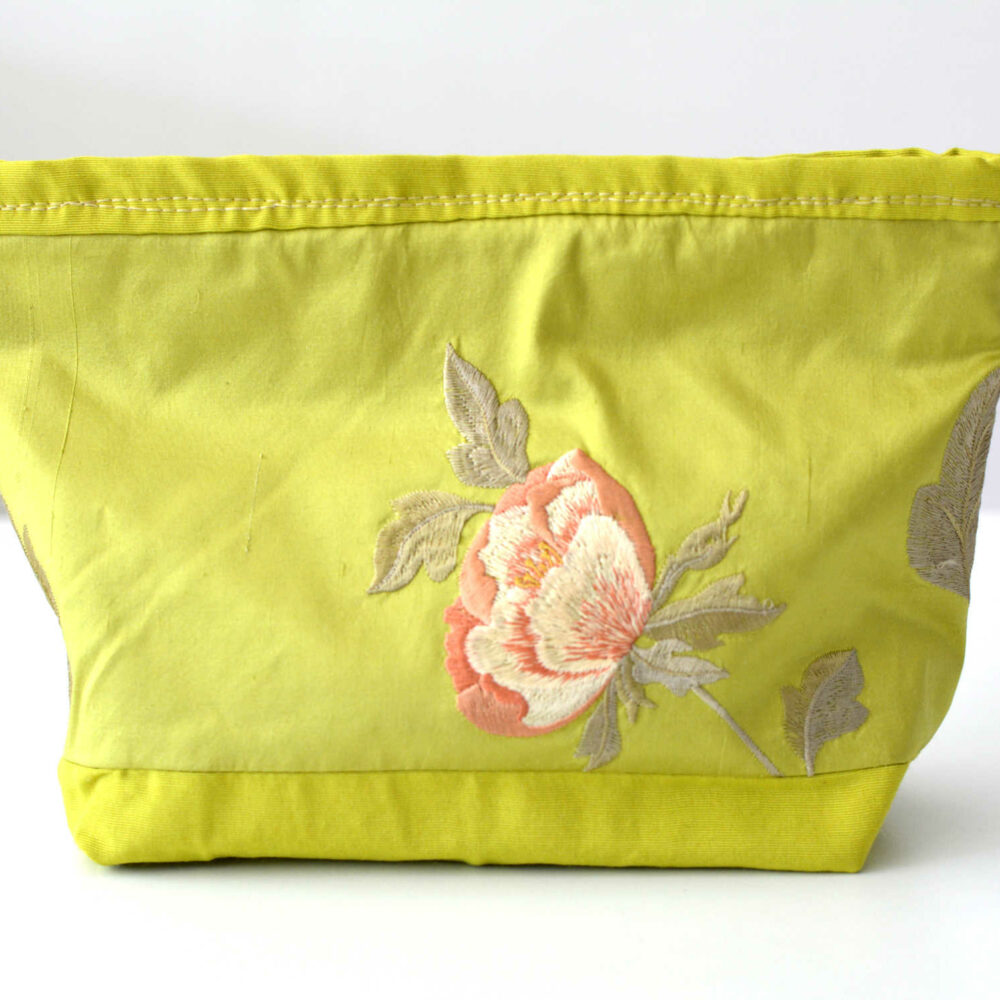 Vintage Japanese Embroidered Silk Pouch