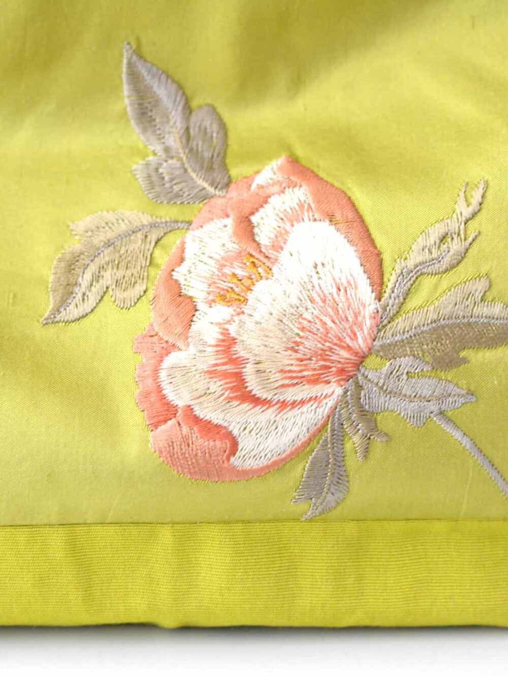 Vintage Japanese Embroidered Silk Pouch
