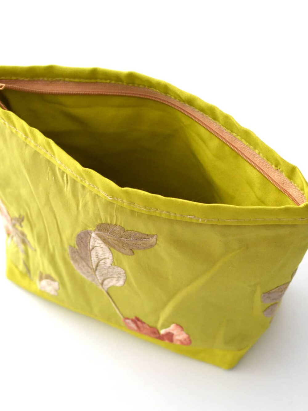 Vintage Japanese Embroidered Silk Pouch