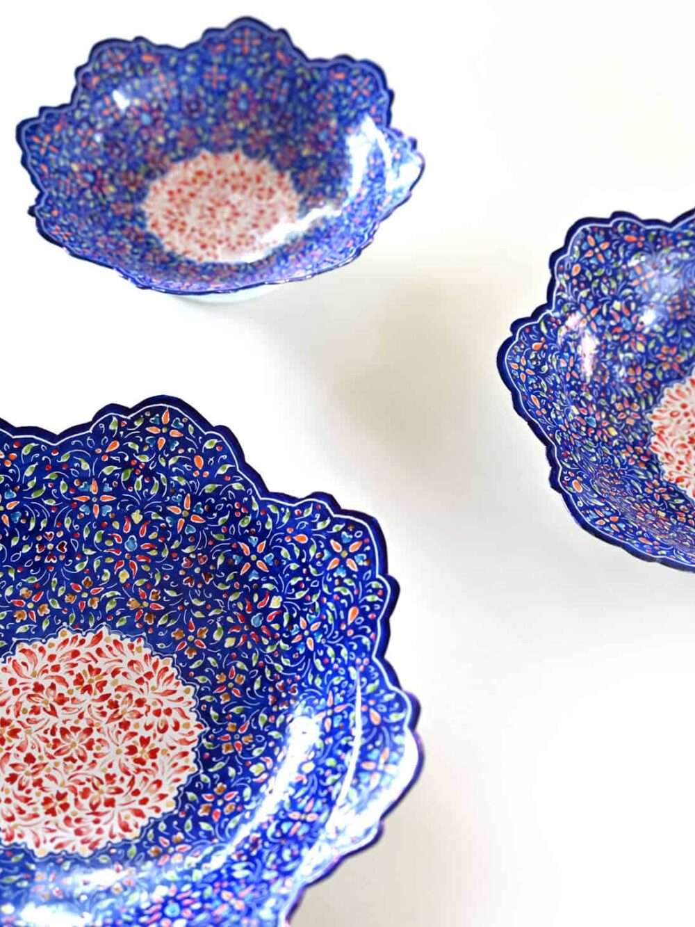 Set of 3 hand-painted bowls (MinaKari)