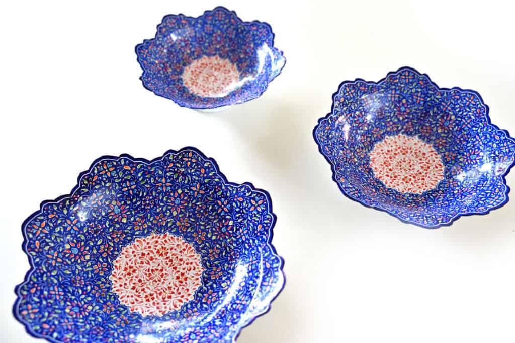 Set of 3 hand-painted bowls (MinaKari)