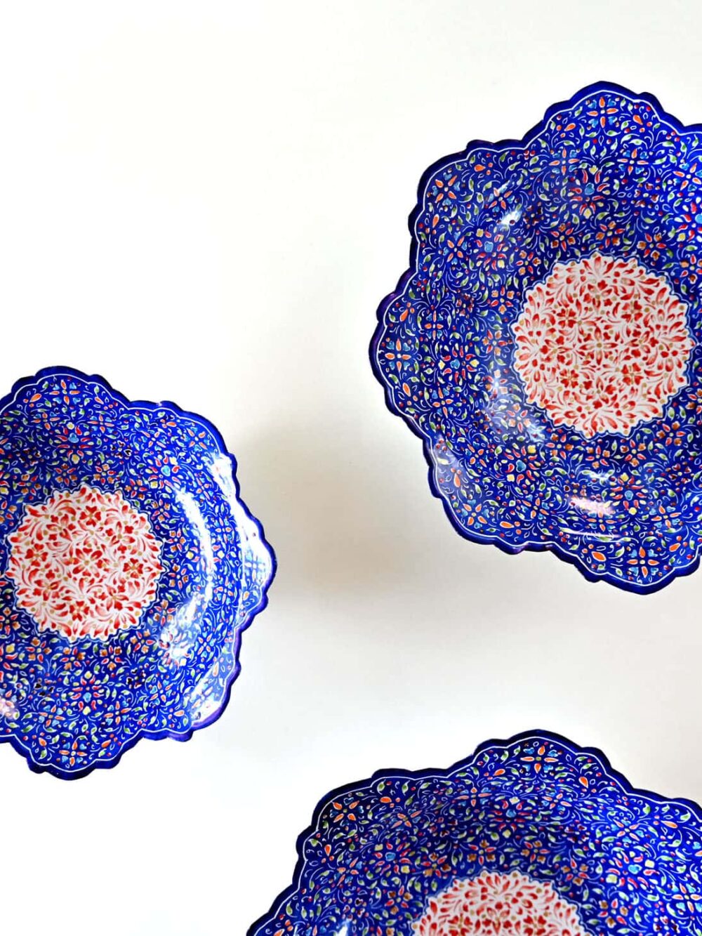 Set of 3 hand-painted bowls (MinaKari)