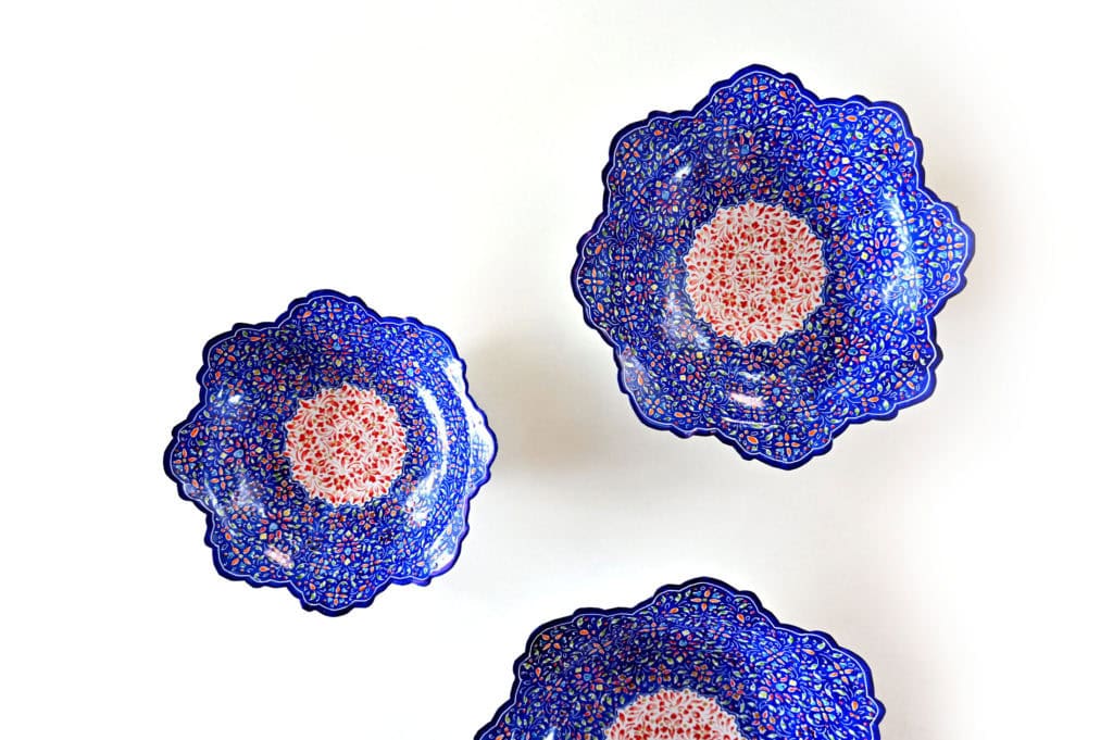 Set of 3 hand-painted bowls (MinaKari)