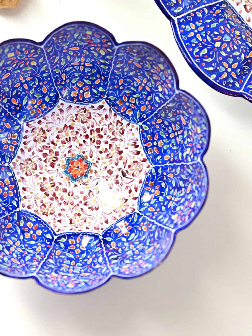 Bowl & plate Minakari with Gold Spots