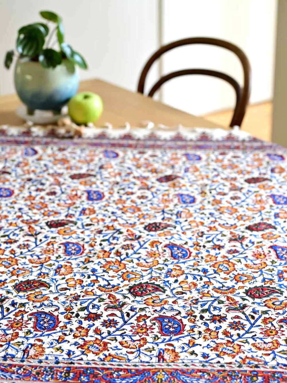 Pesteh 100*100 Hand-Blocked Tablecloth