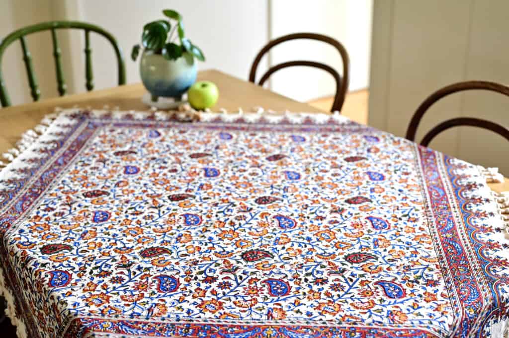 Pesteh 100*100 Hand-Blocked Tablecloth