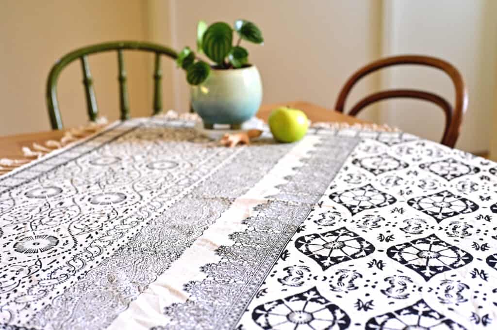 Lila100*100 Hand-Blocked Tablecloth