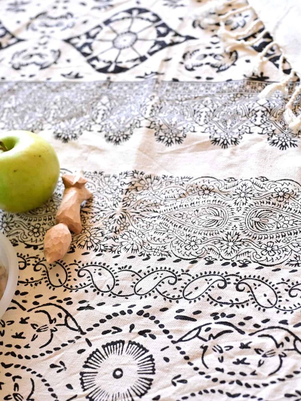 Lila100*100 Hand-Blocked Tablecloth