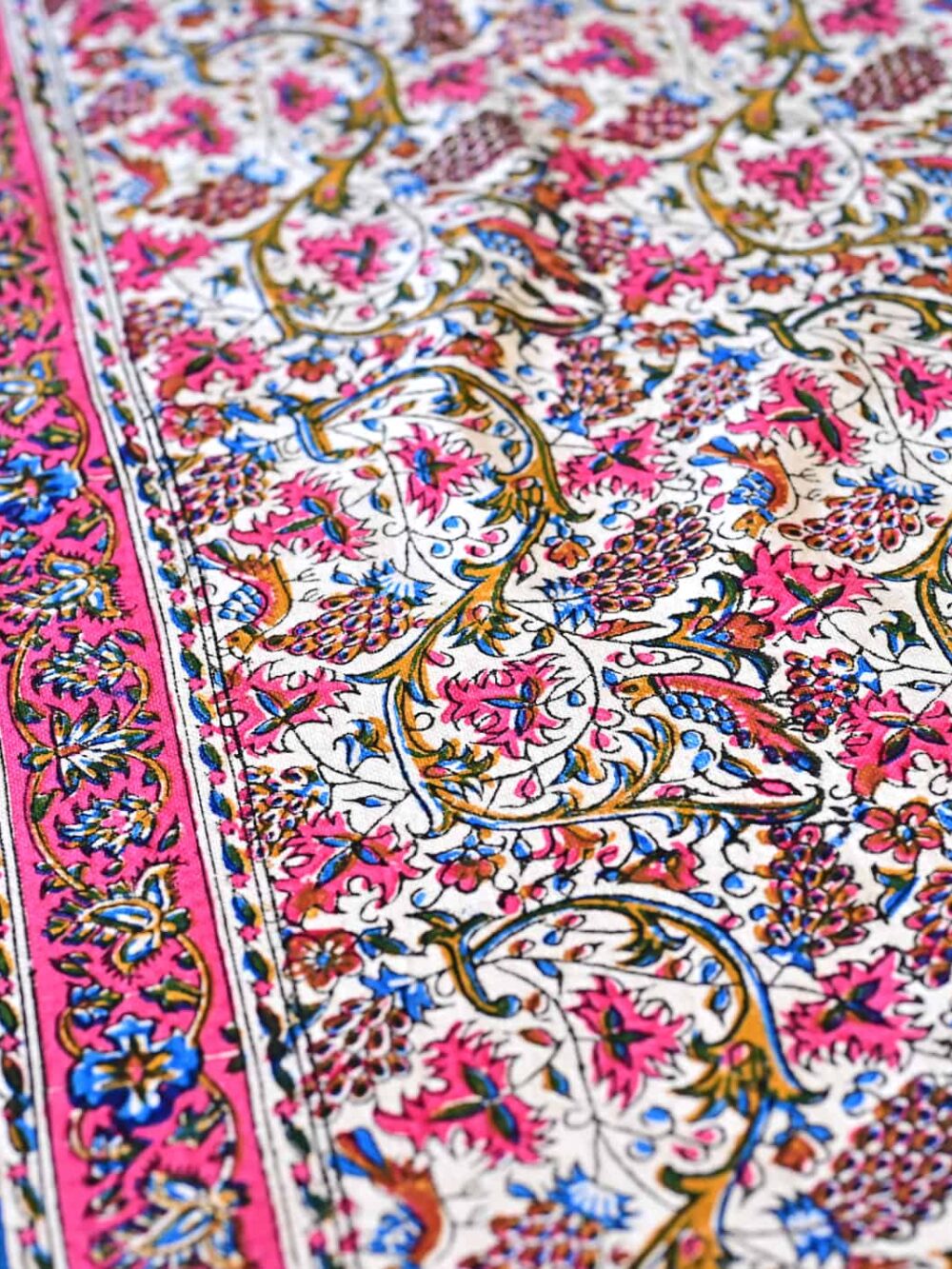 Bahar 100*100 Hand-Blocked Tablecloth