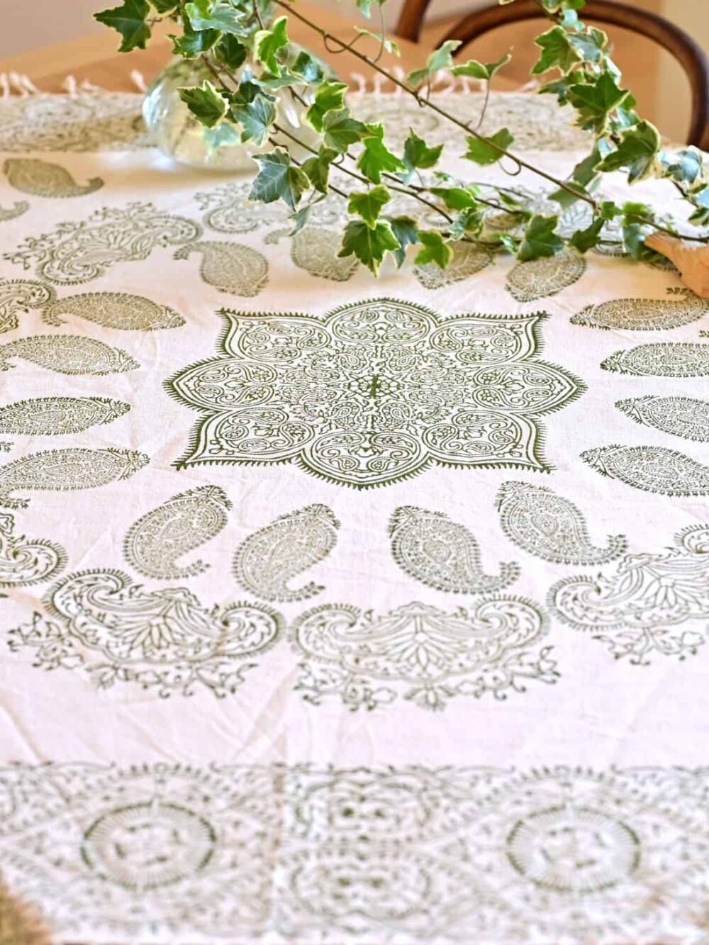 green hand-blocked 100*100 tablecloth 