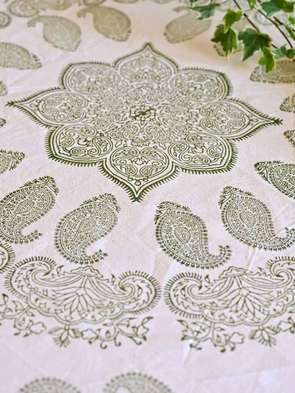 green hand-blocked 100*100 tablecloth 