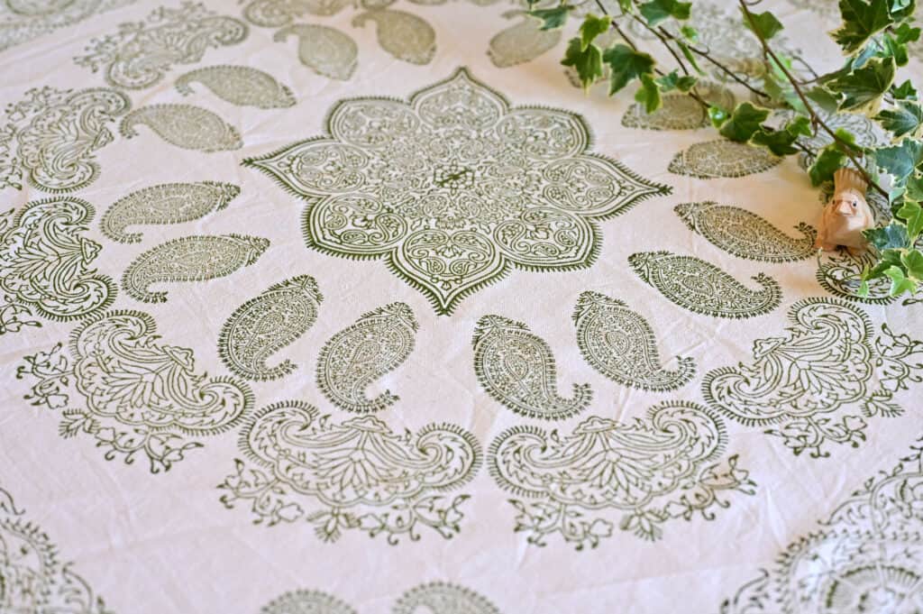 green hand-blocked 100*100 tablecloth 