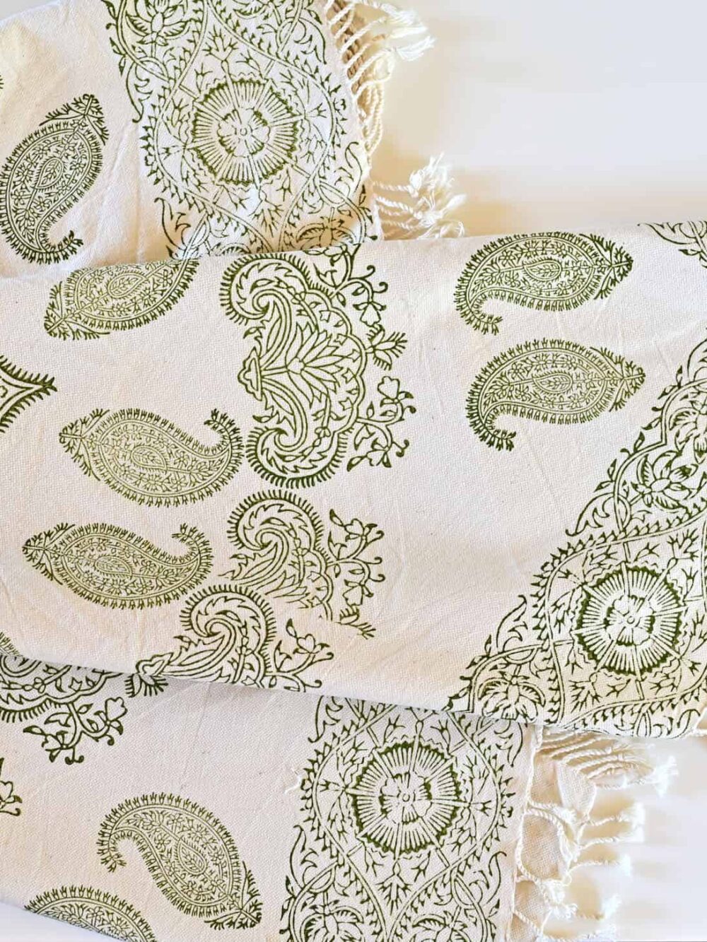 green hand-blocked 100*100 tablecloth 