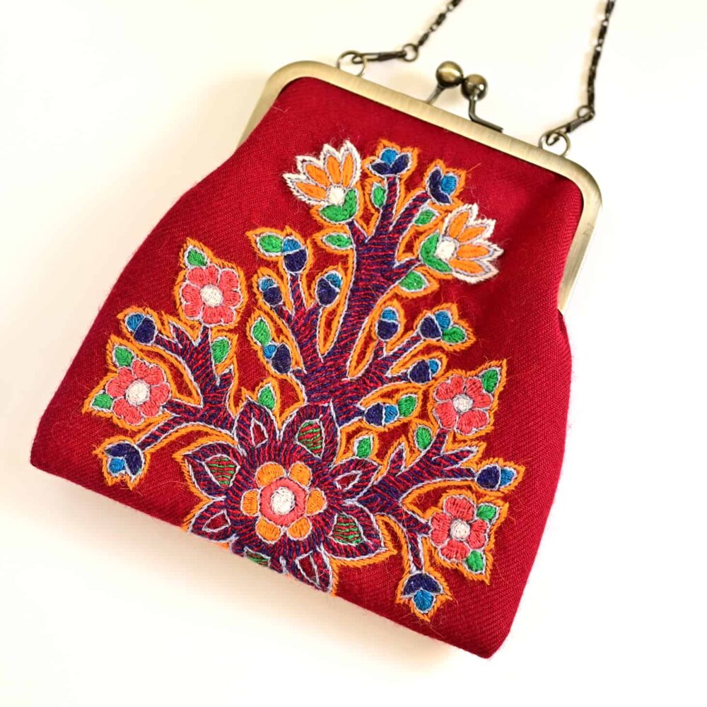 Dark Red Embroidered clutch پته