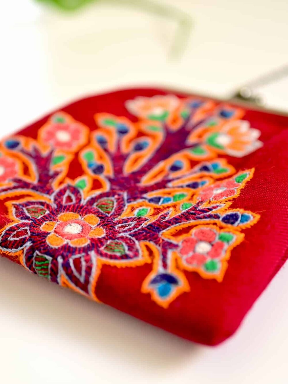 Dark Red Embroidered clutch پته