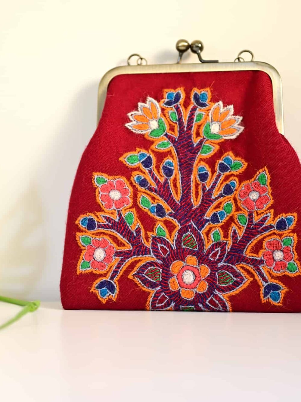 Dark Red Embroidered clutch پته
