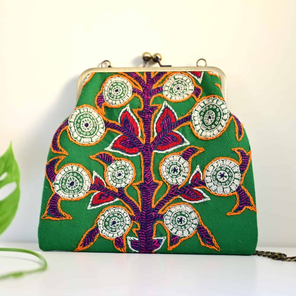 Green Embroidery (پته) clutch