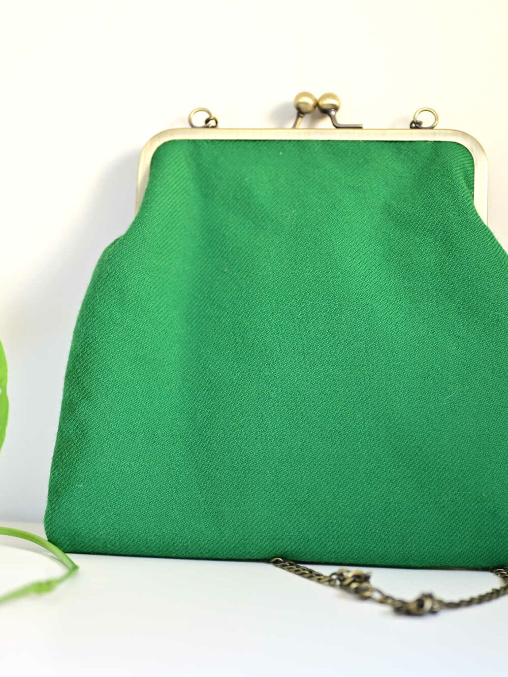 Green Embroidery (پته) clutch