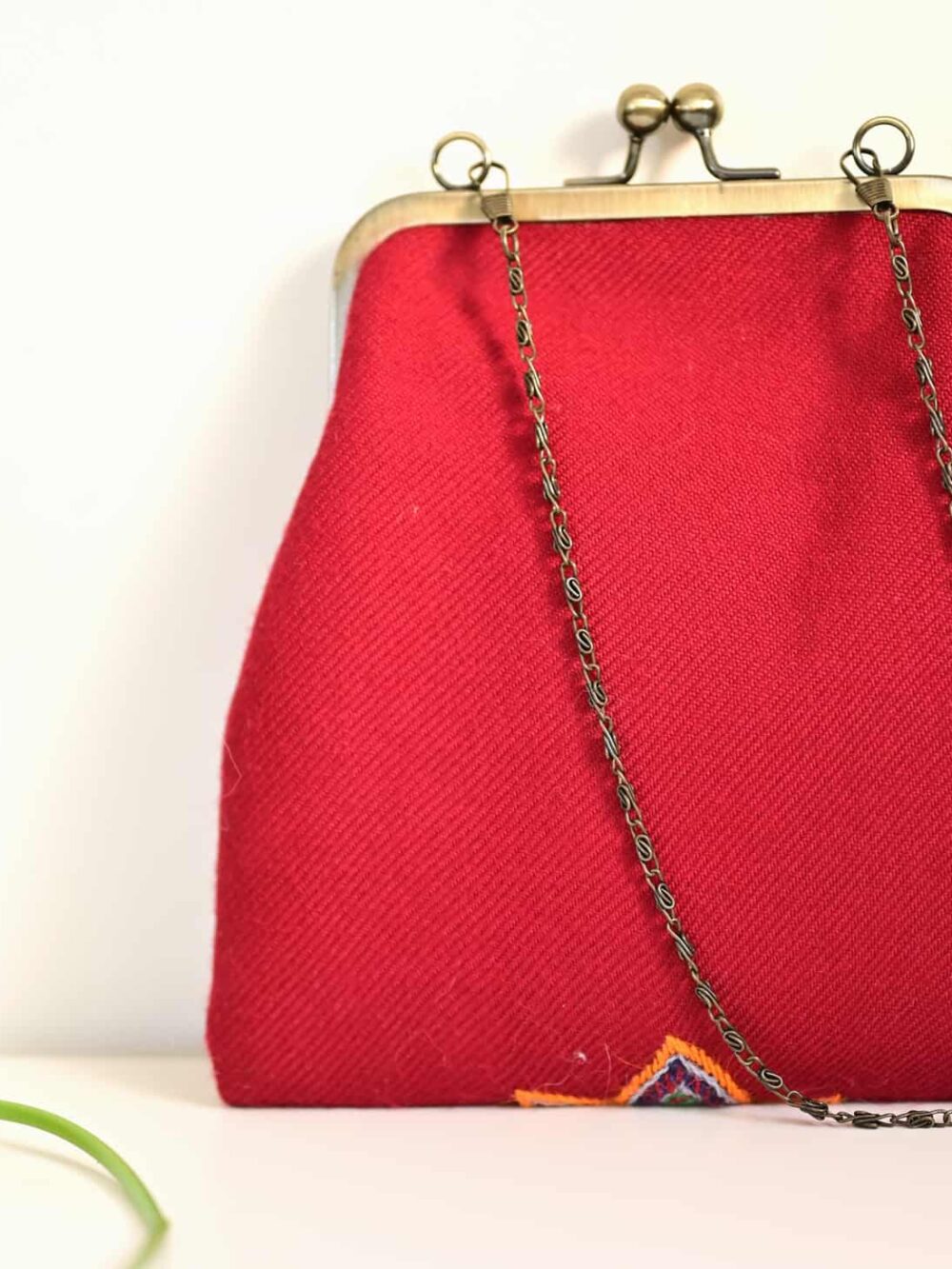 Dark Red Embroidered clutch پته