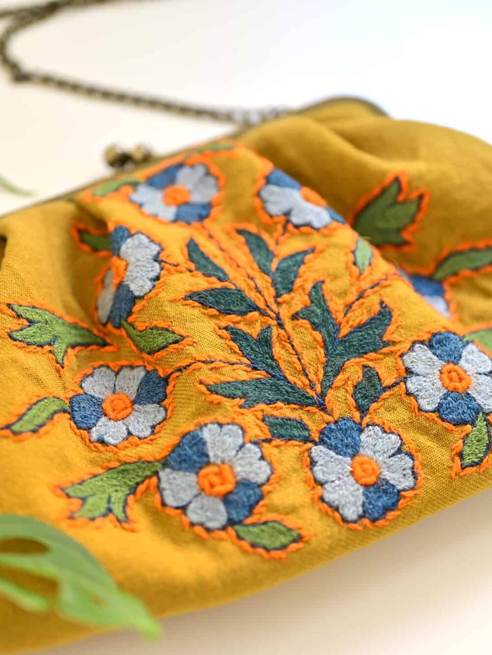 Yellow Embroidery (پته) clutch