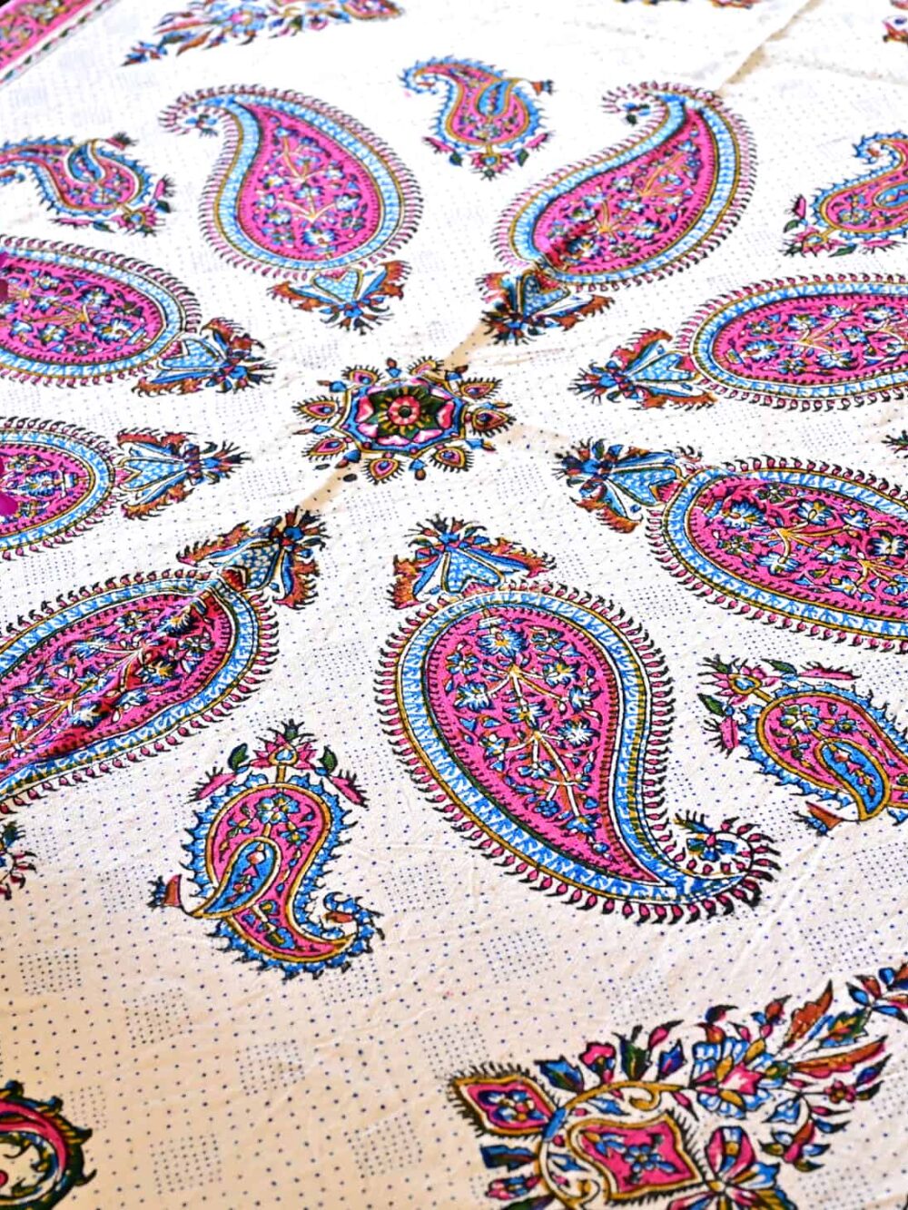 Pink Runner Tablecloth (قلمکار)