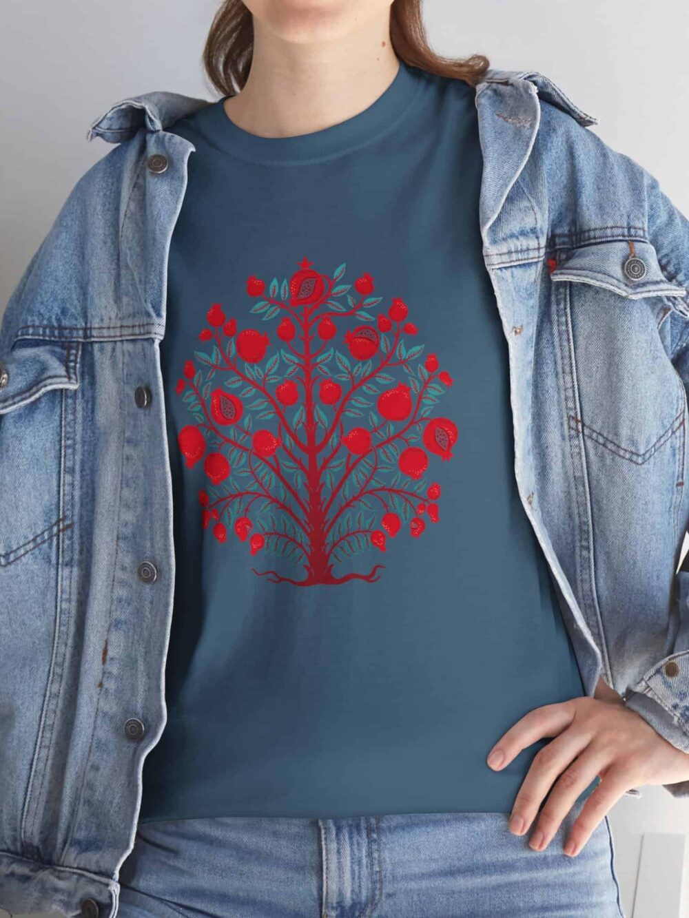Yalda Tree Unisex Tee