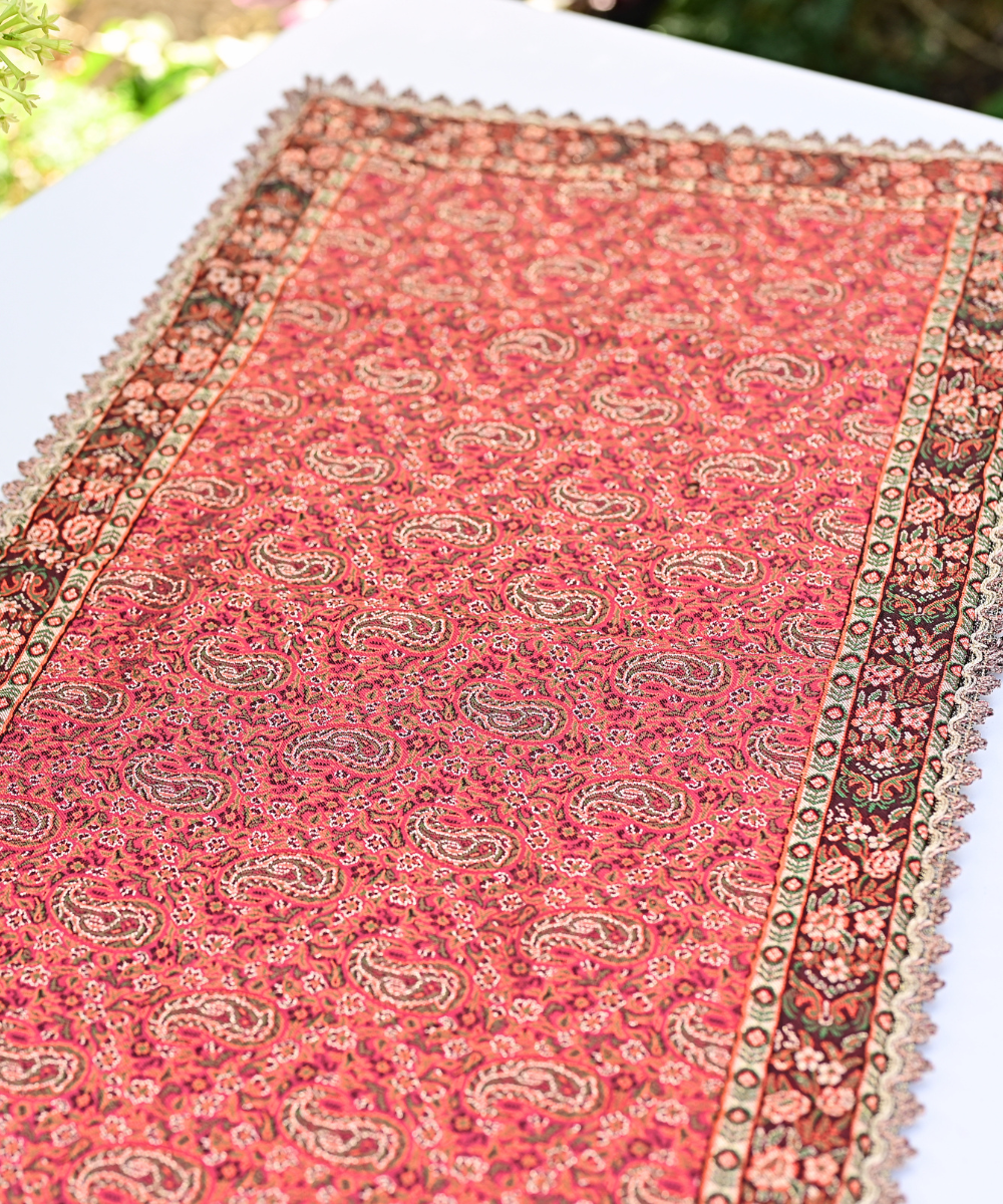 Gold-Thread Termeh Table Runner – Luxury Tablecloth | 76x39 cm